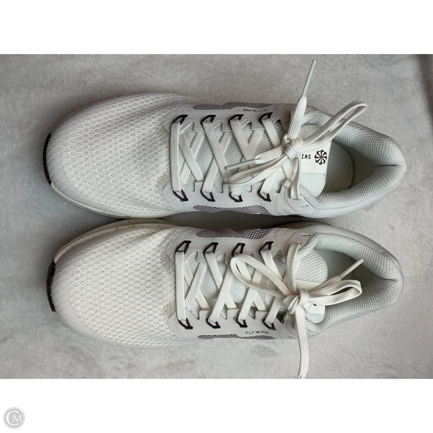 Shoes Sneakers By Nike In White, Size: 7