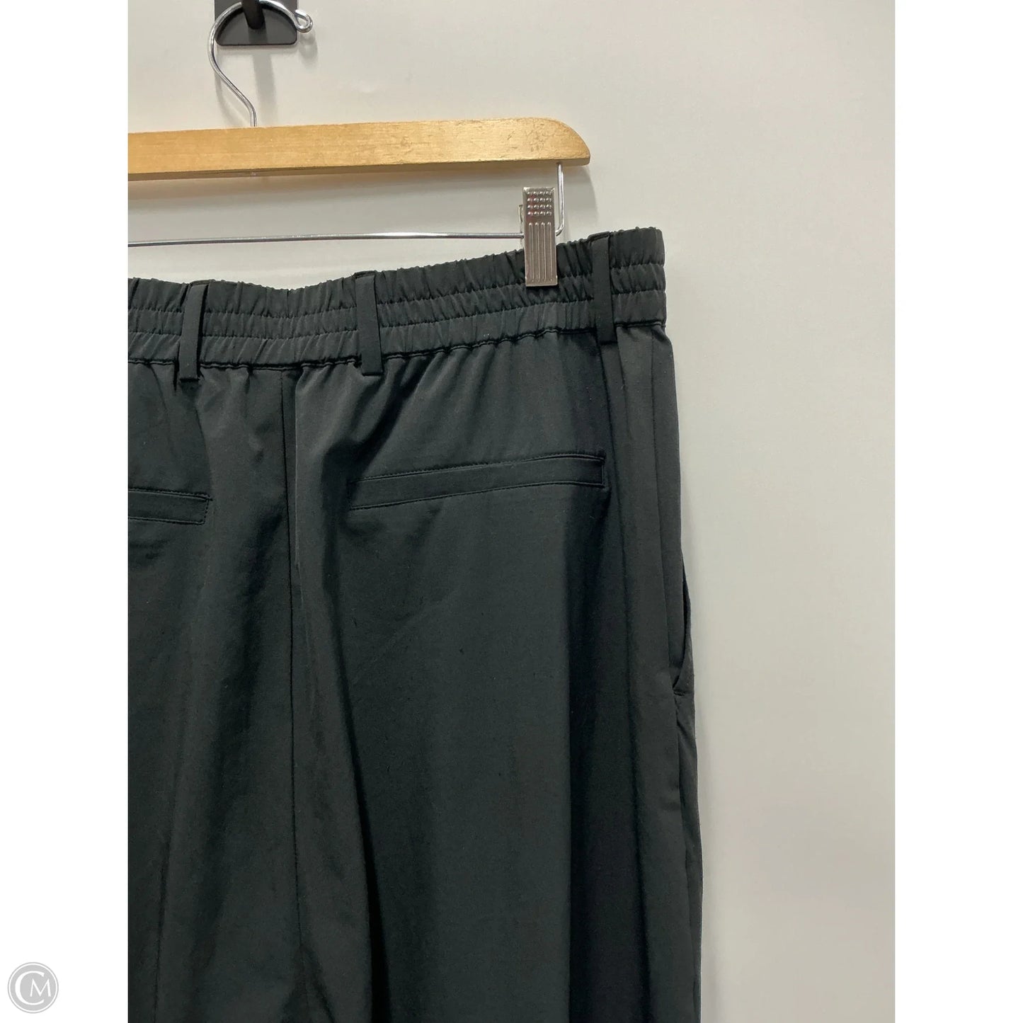 Athletic Pants By Alo In Black, Size: L