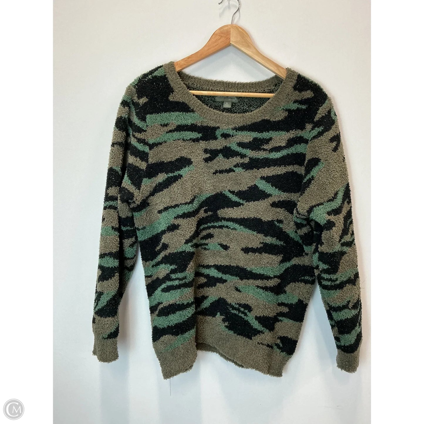 Sweater By Barefoot Dreams In Camouflage Print, Size: Xl