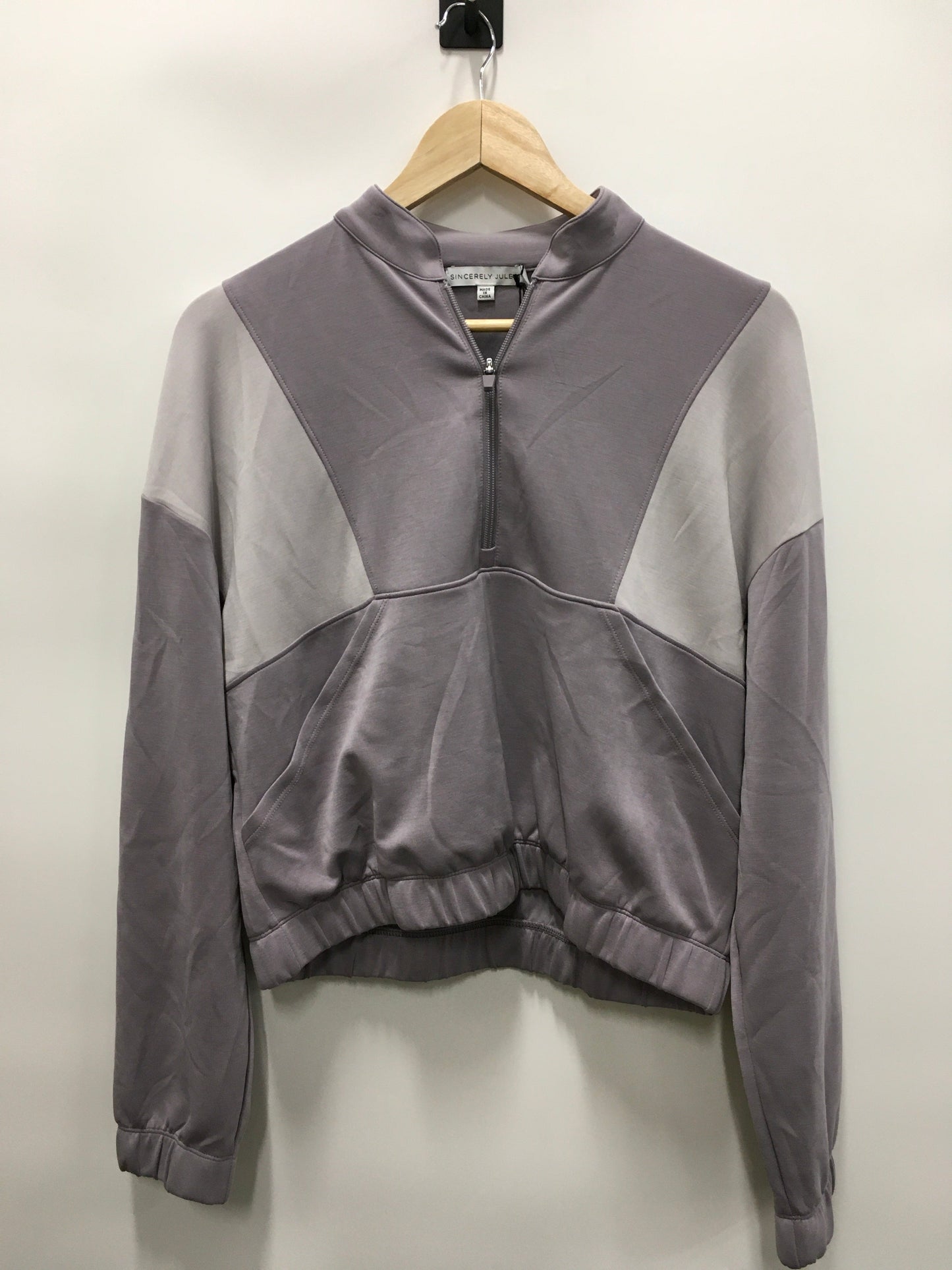 Sweatshirt Crewneck By SINCERELY JULES Size: L