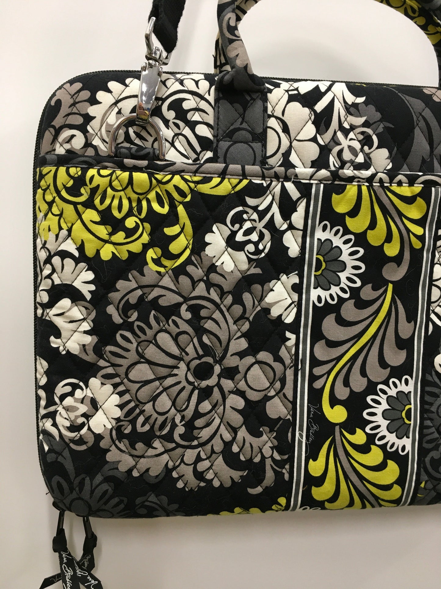 Laptop Bag By Vera Bradley  Size: Medium