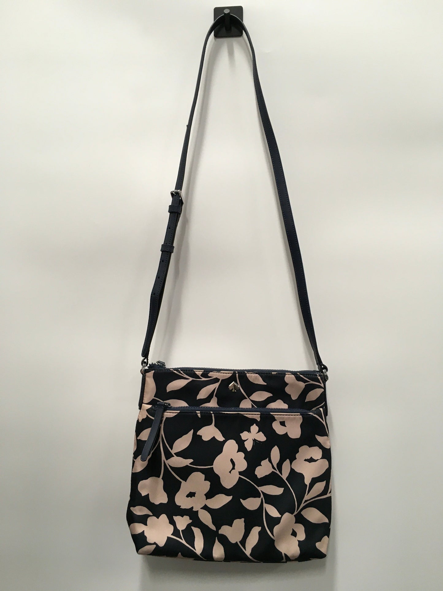 Crossbody Designer By Kate Spade  Size: Medium