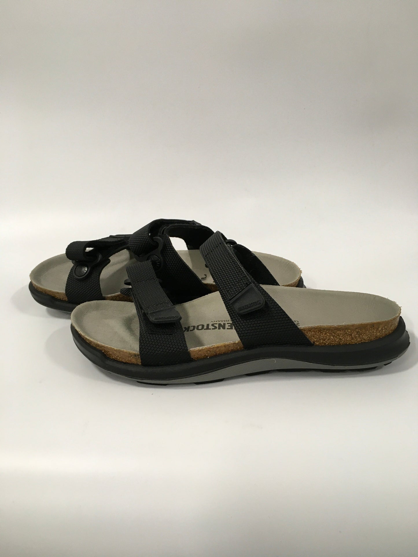 Black Sandals Flats Birkenstock, Size 6.5