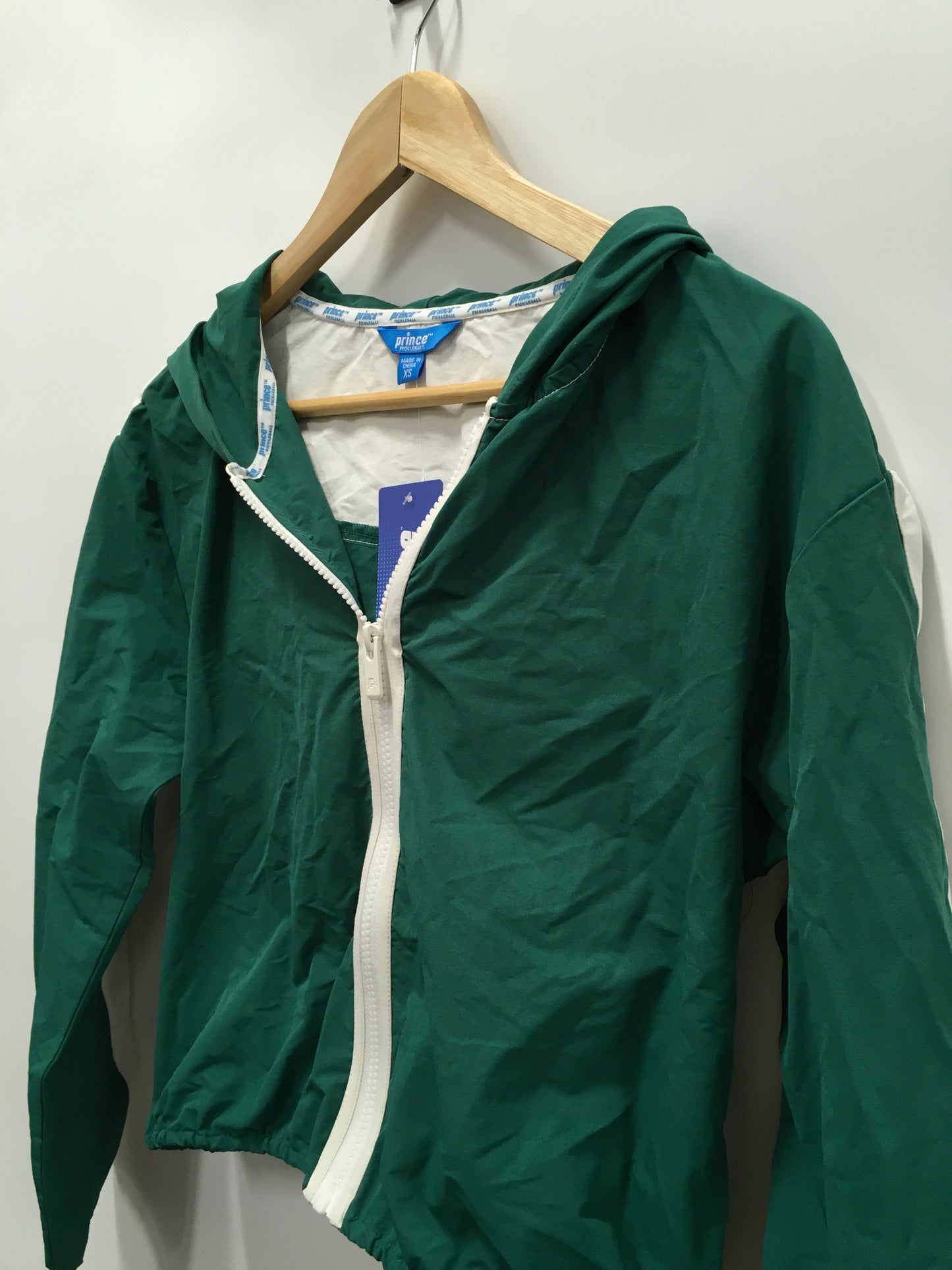 Green & White Athletic Jacket Clothes Mentor, Size Xs