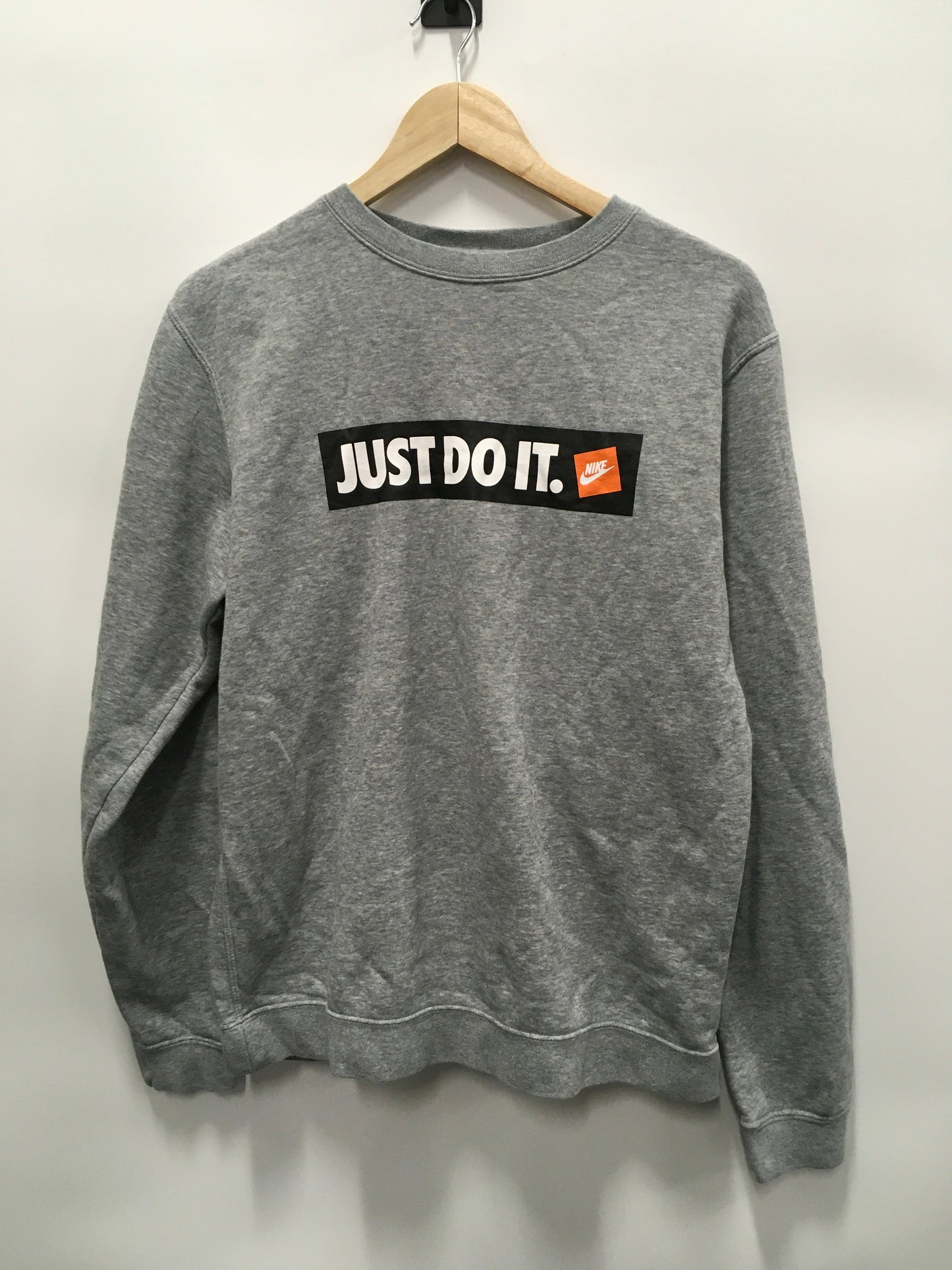 Grey Athletic Sweatshirt Crewneck Nike, Size M