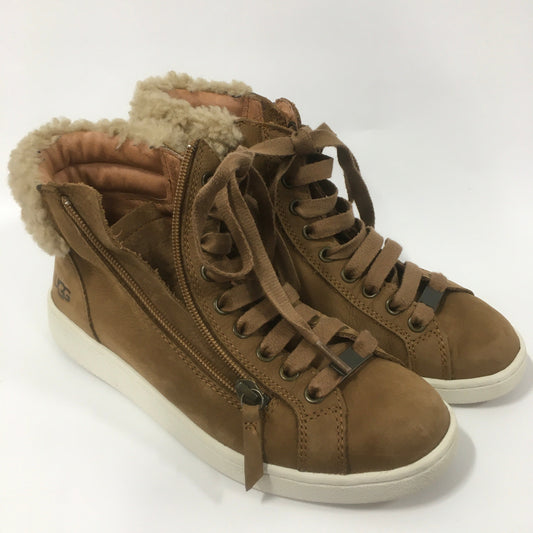 Tan Shoes Sneakers Ugg, Size 7.5