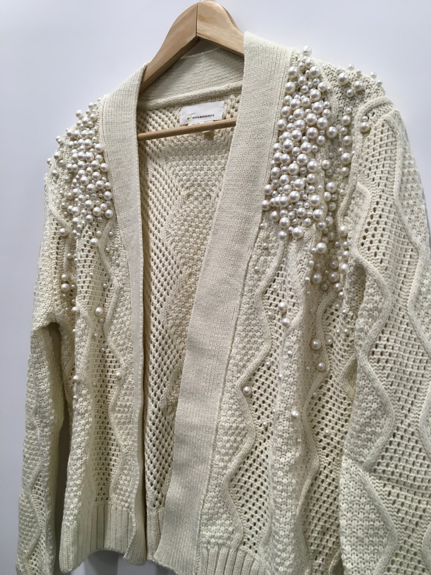 Sweater Cardigan By Anthropologie In Cream, Size: Osfm