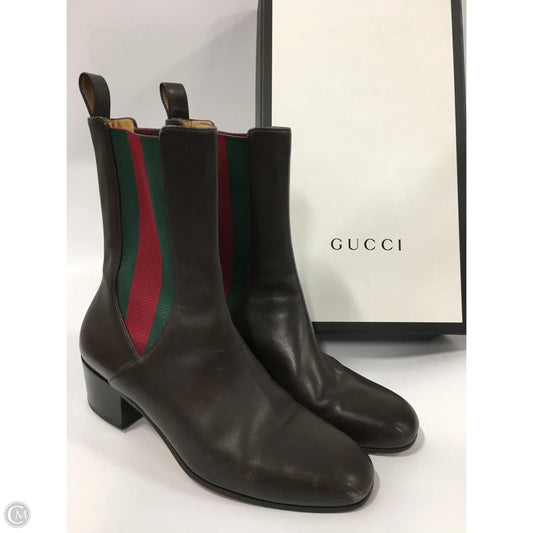 Boots Luxury Designer By Gucci In Brown, Size: 6