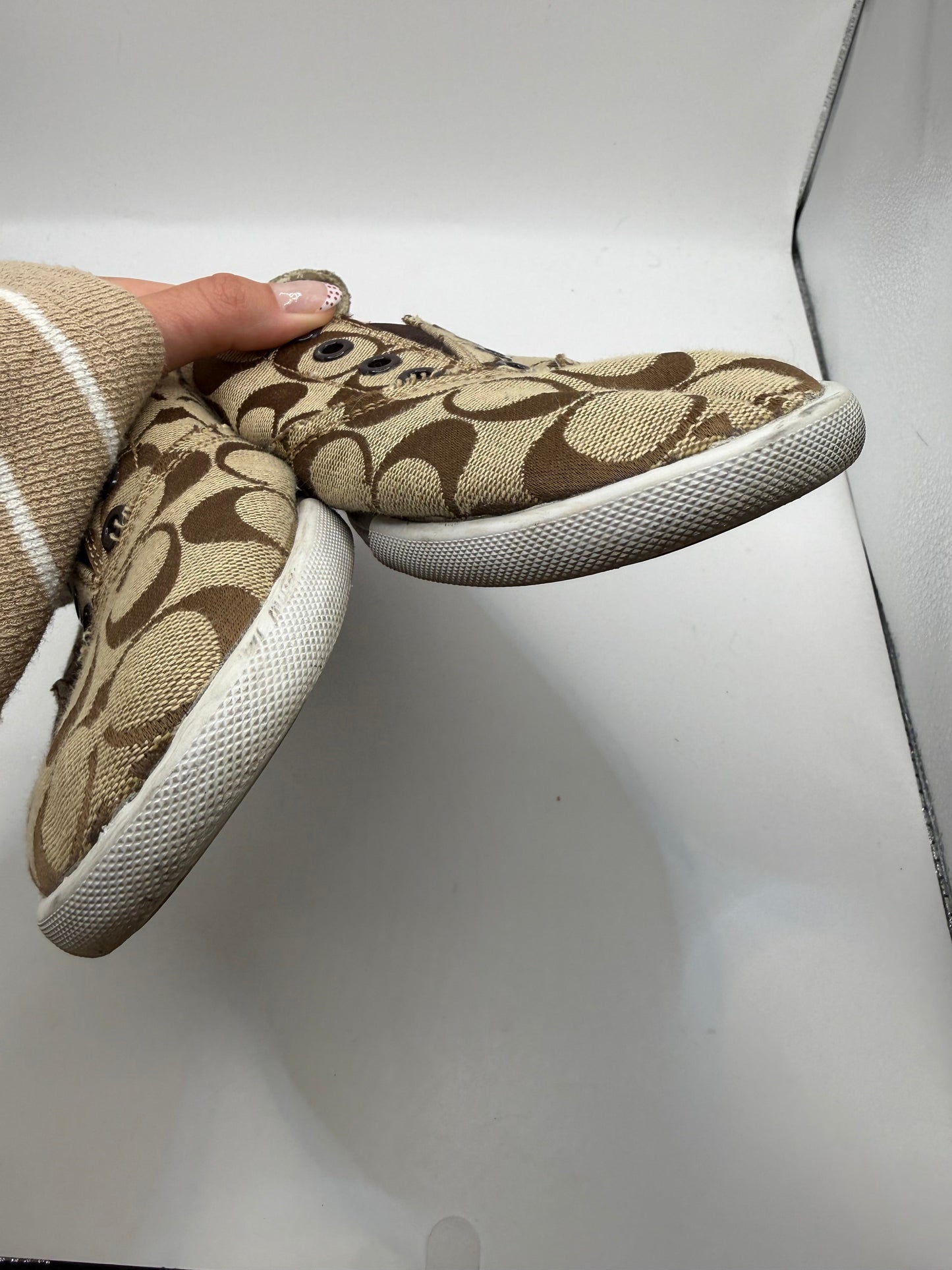 Shoes Designer By Coach In Tan, Size: 11