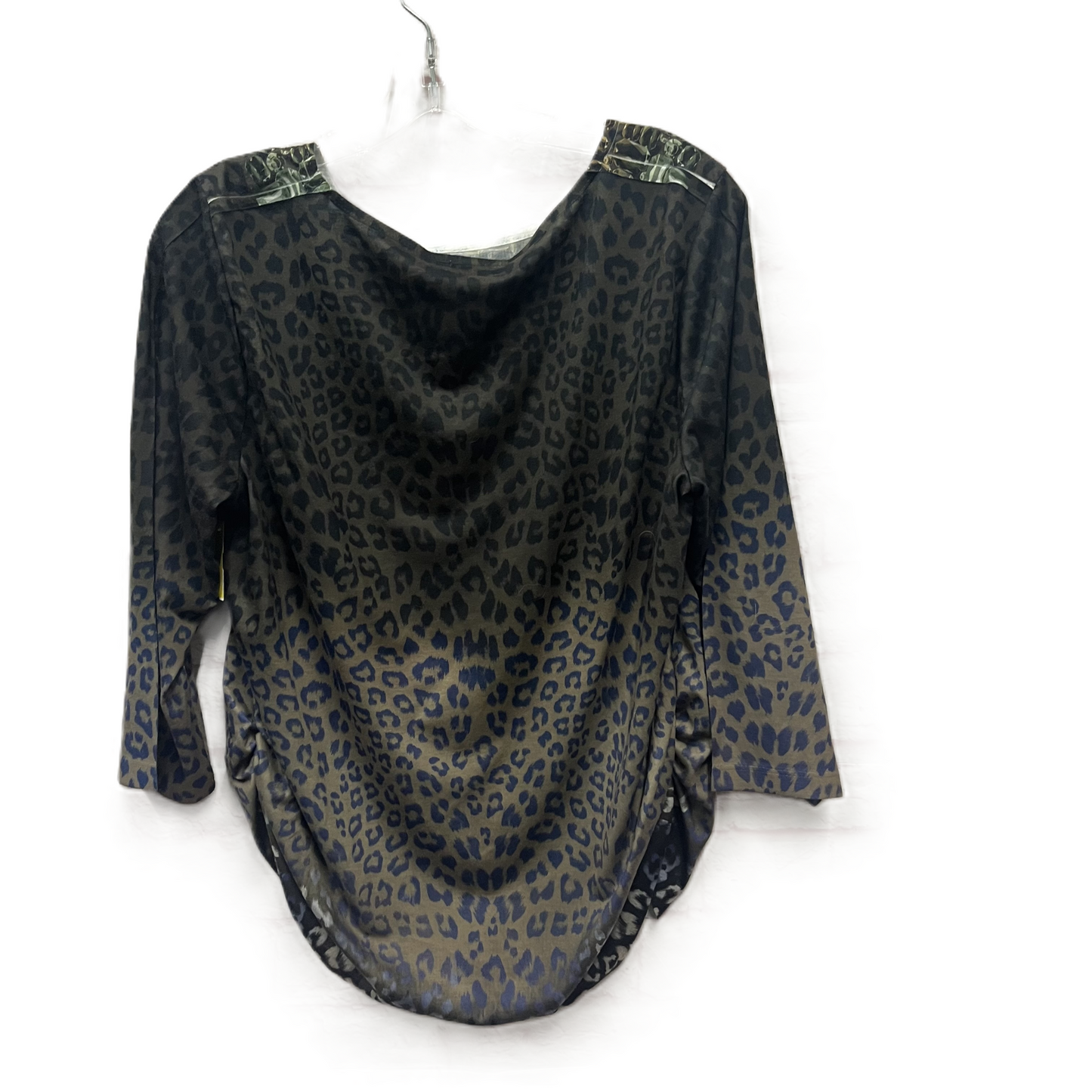 Top Long Sleeve By Chicos In Green, Size: L