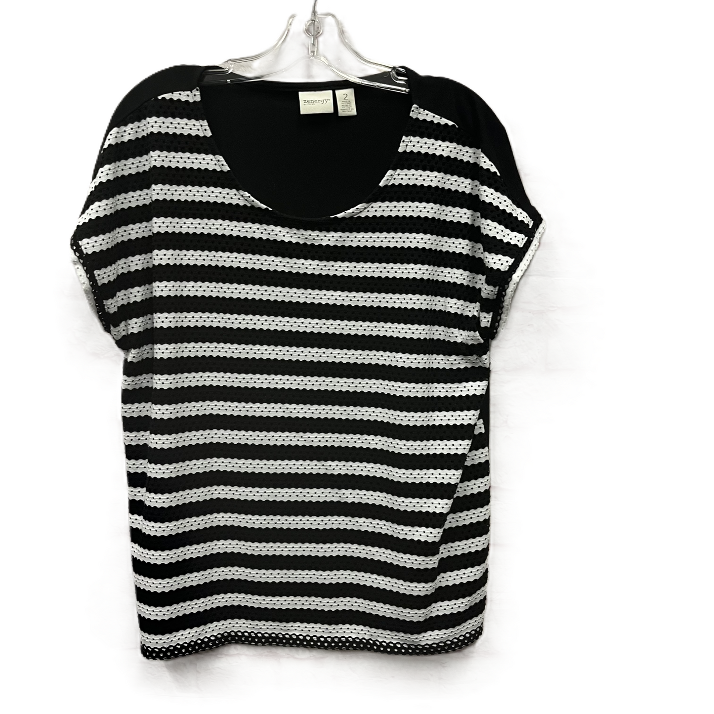 Top Short Sleeve By Zenergy By Chicos In Black & White, Size: L