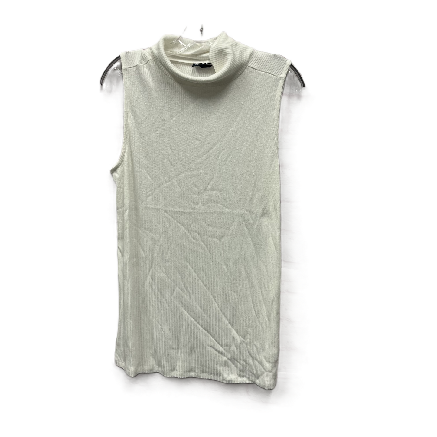 Top Sleeveless By Torrid In Cream, Size: 2x