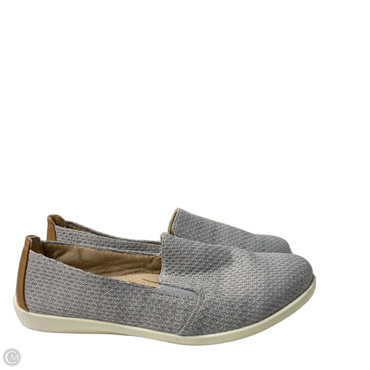 Shoes Flats By Life Stride In Grey, Size: 6.5