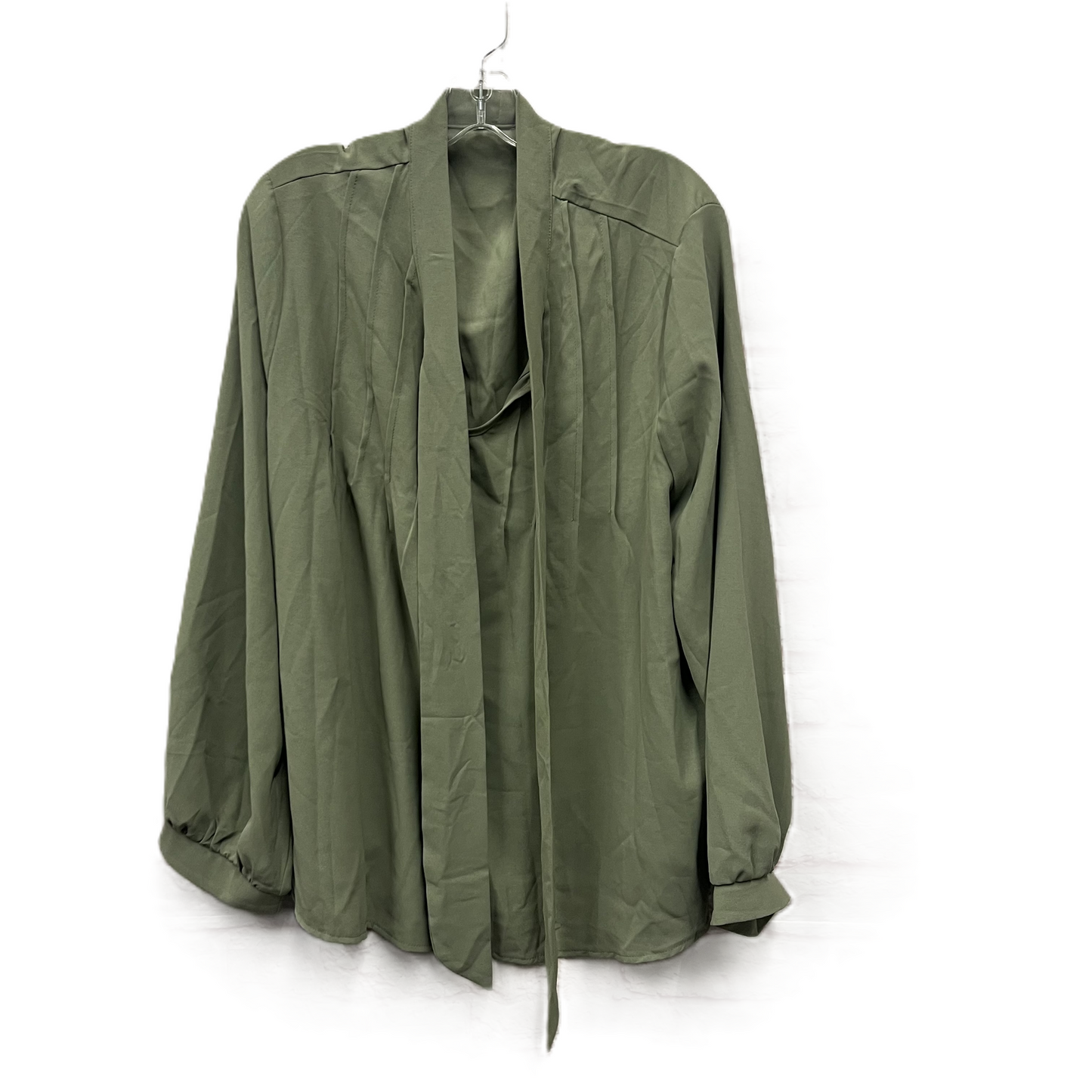 Top Long Sleeve By Shein In Green, Size: 4x