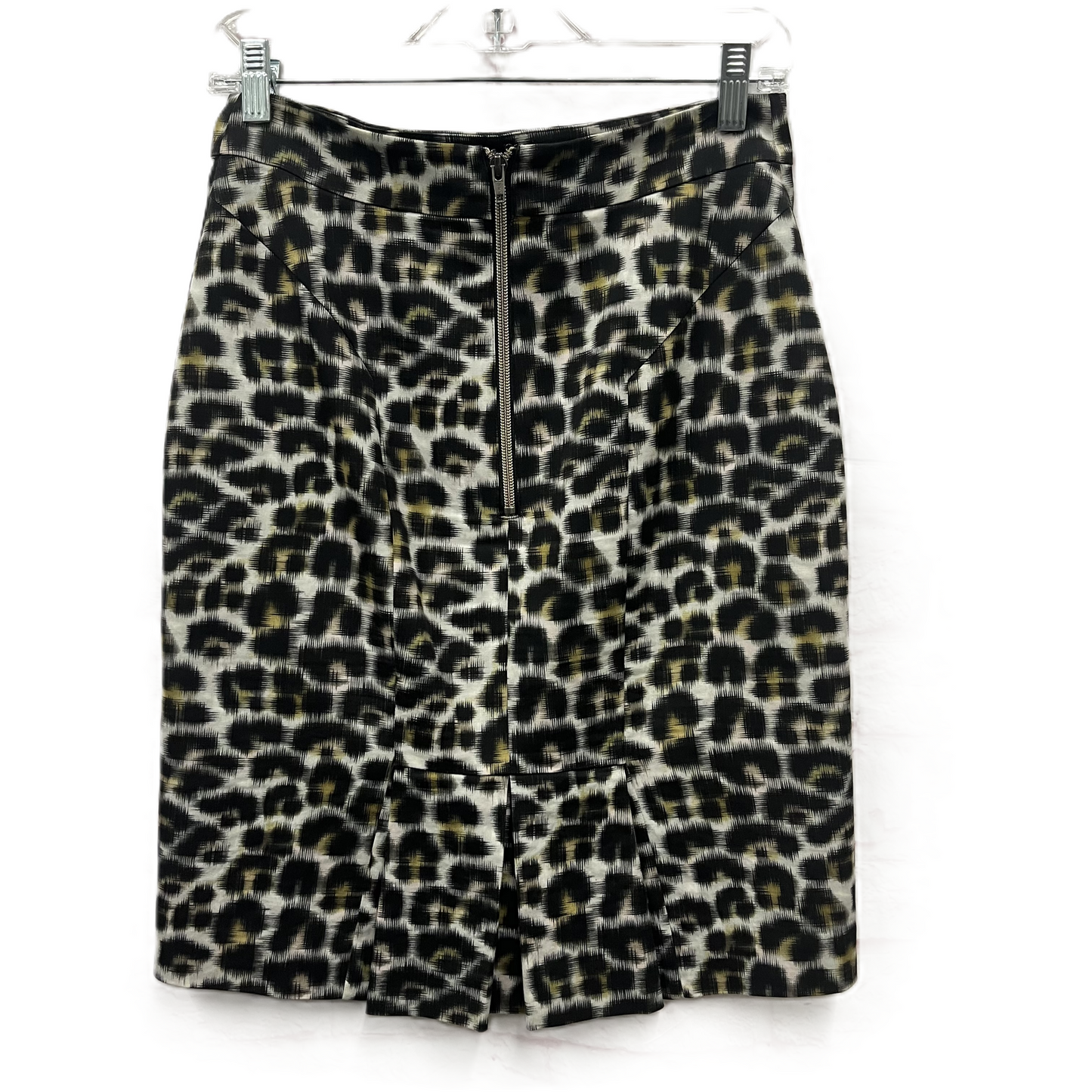 Skirt Mini & Short By Ann Taylor In Animal Print, Size: 4p