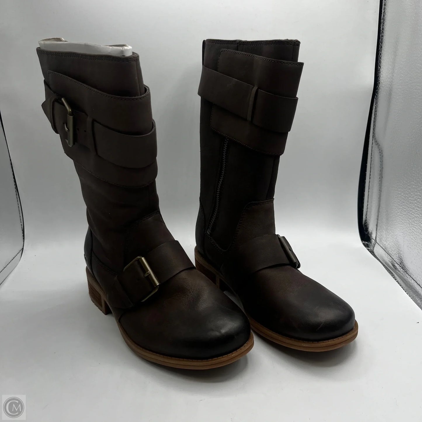 Boots Designer By Ugg In Brown, Size: 5.5
