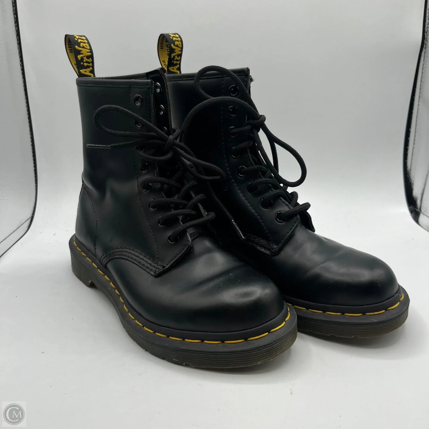 Boots Ankle Flats By Dr Martens In Black, Size: 6