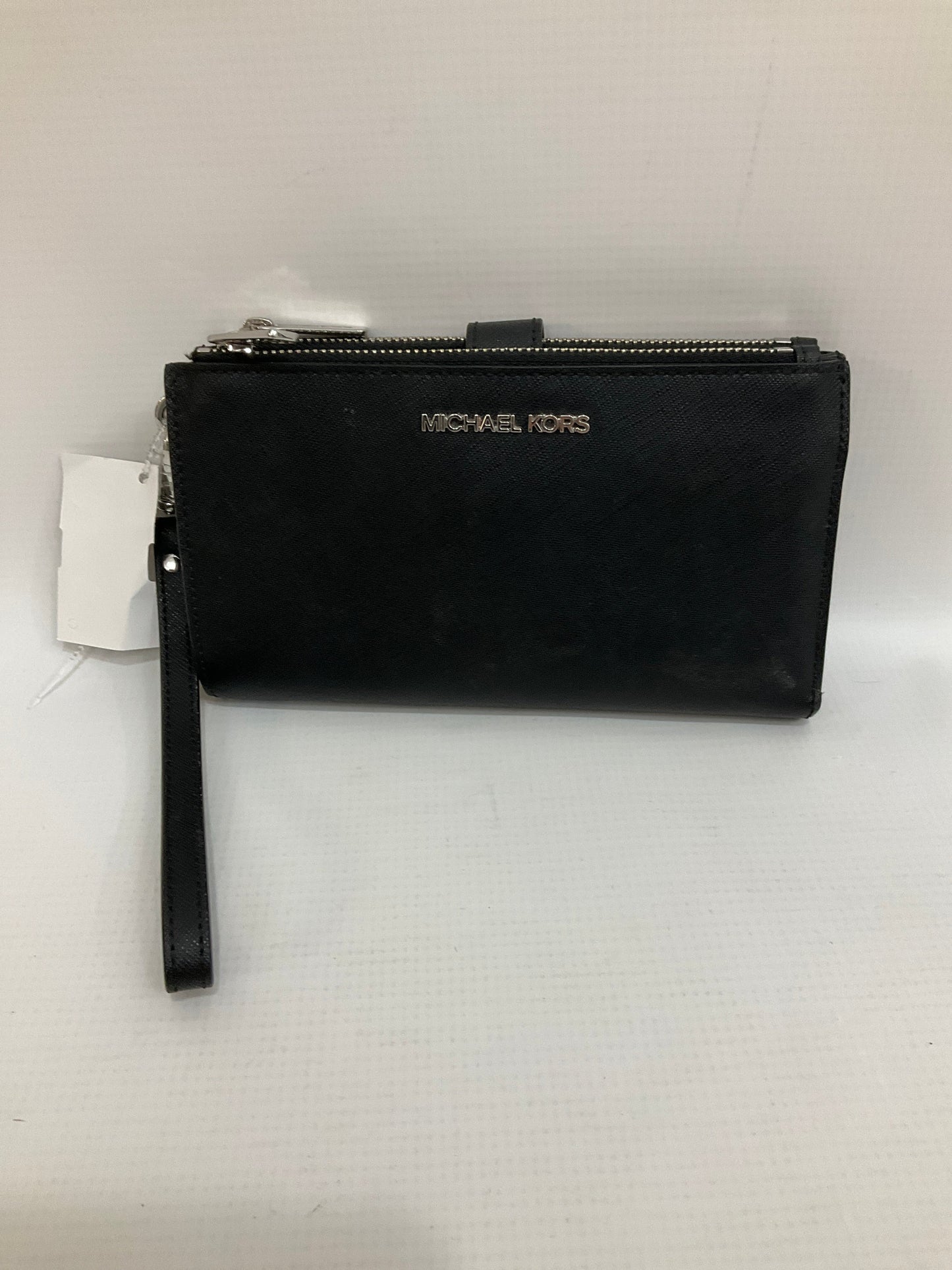 Wallet Designer By Michael Kors  Size: Medium