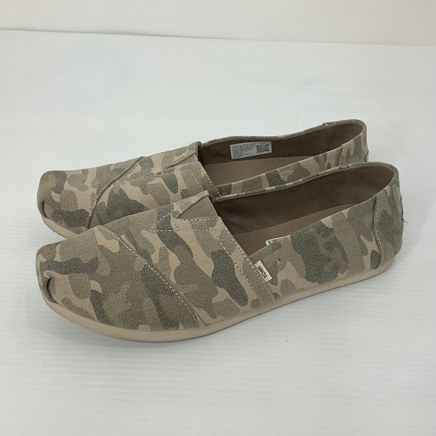 Camouflage Print Shoes Flats Toms, Size 9