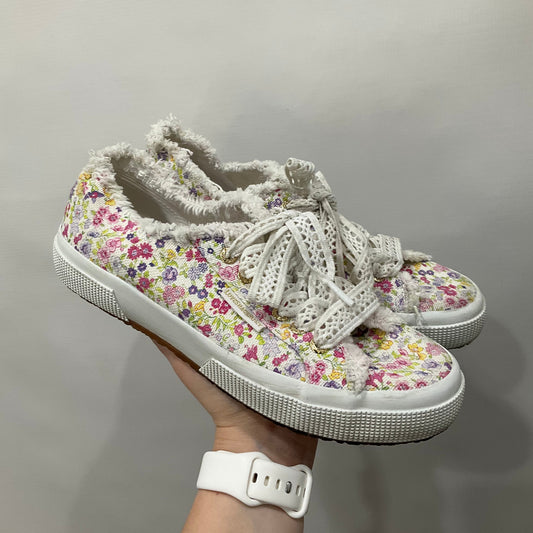 Shoes Sneakers By Superga  Size: 8.5