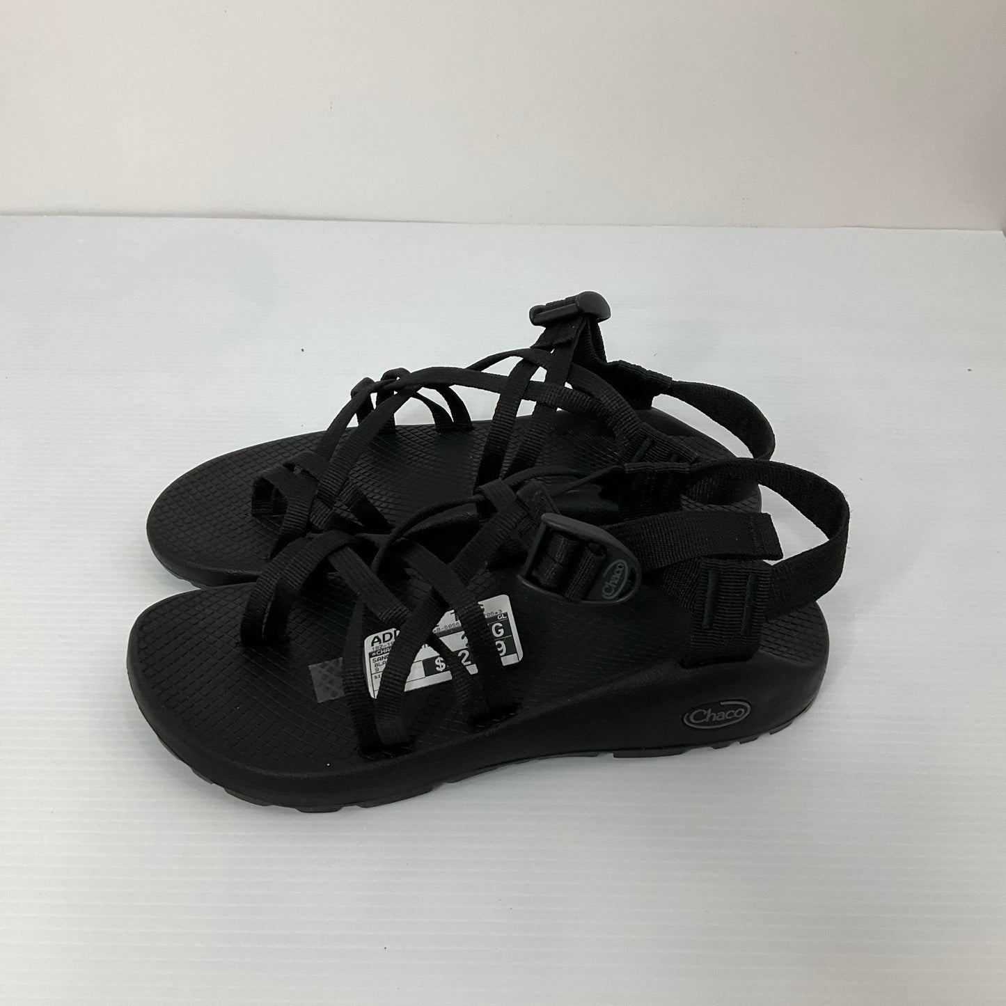 Black Sandals Flats Chacos, Size 9