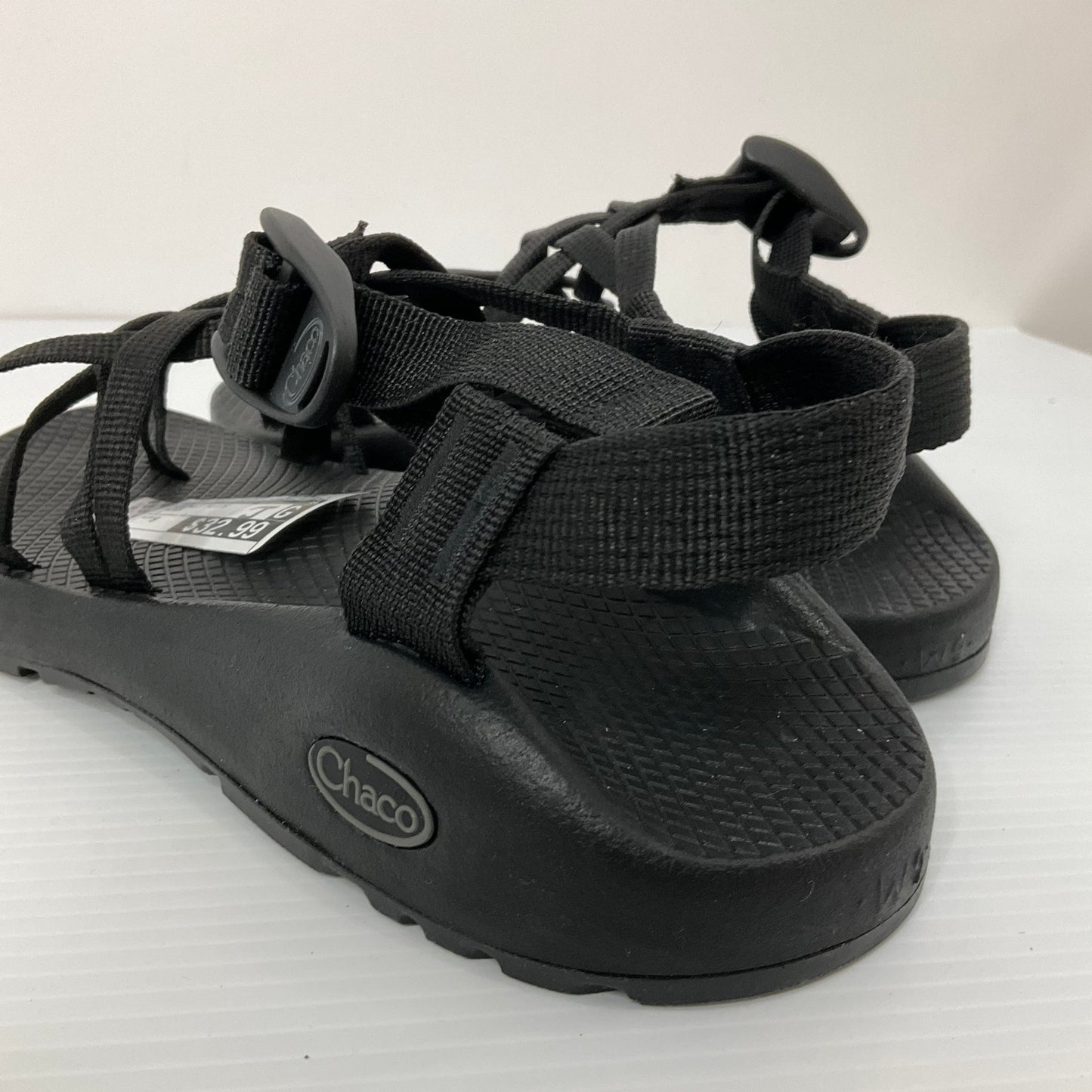 Black Sandals Flats Chacos, Size 9