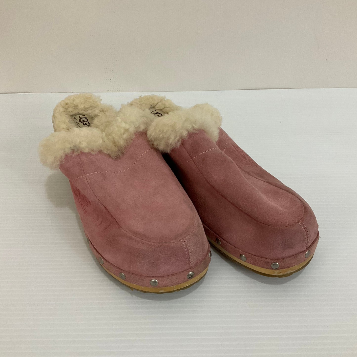 Shoes Heels Block By Ugg In Pink, Size: 9