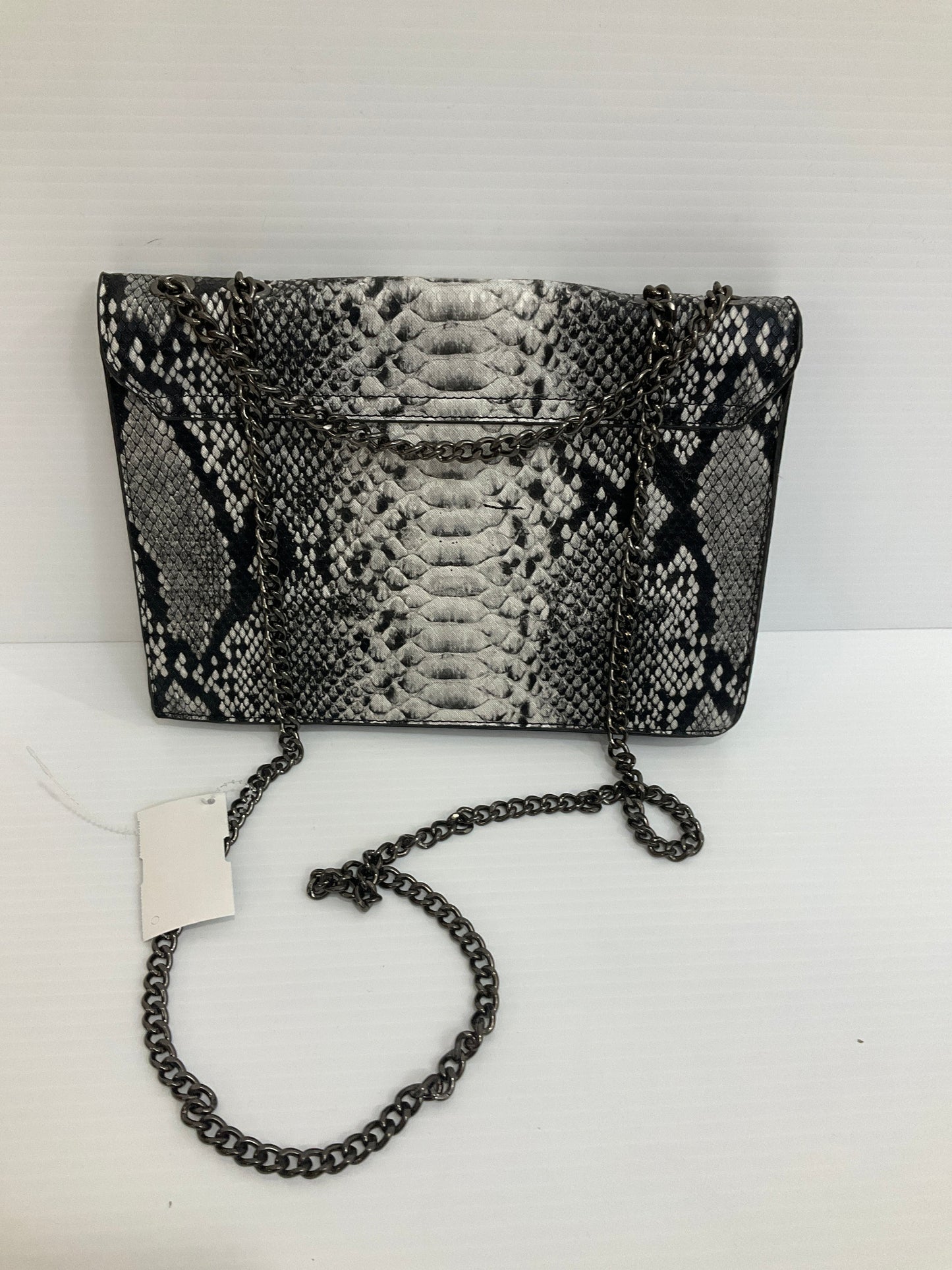 Crossbody By Badgley Mischka  Size: Medium