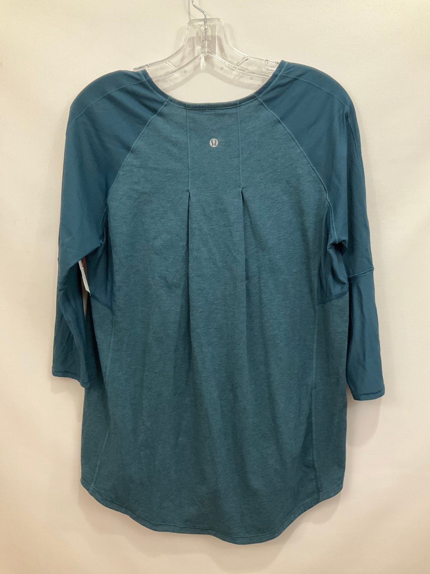 Athletic Top Long Sleeve Collar By Lululemon  Size: 12