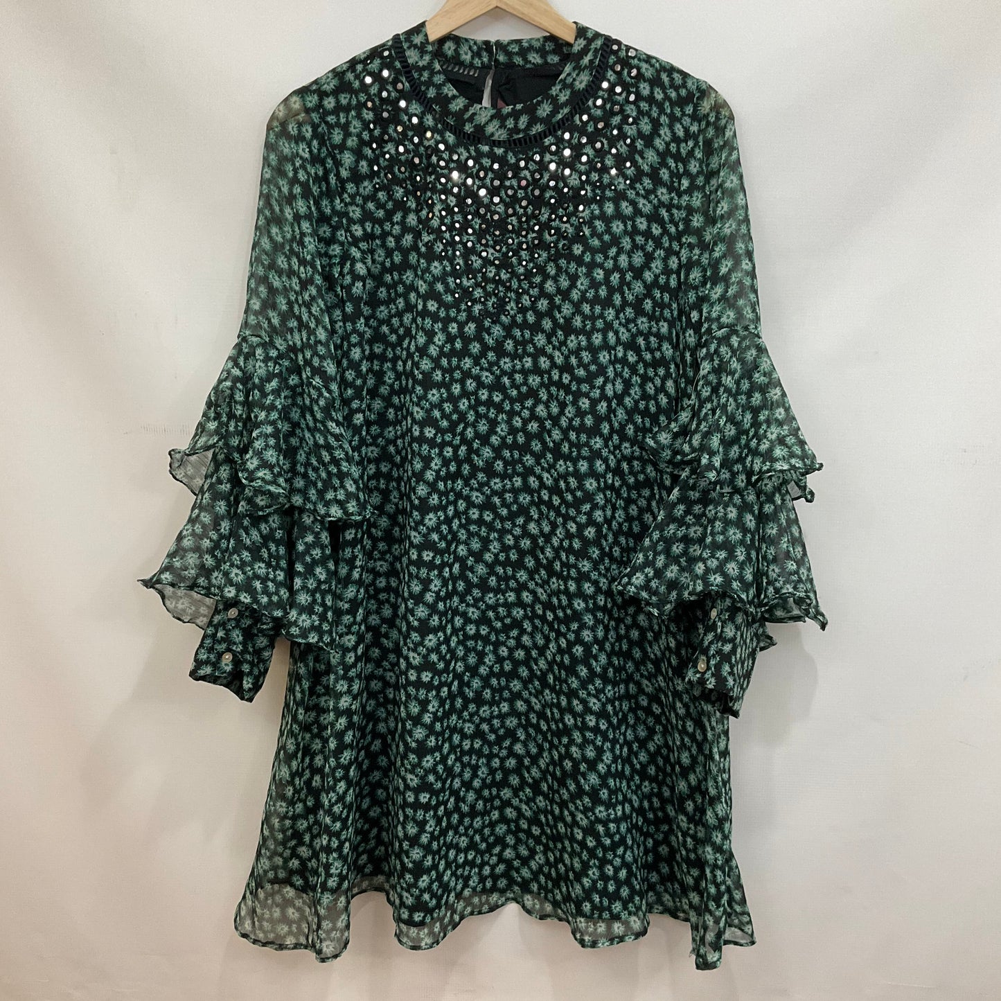 Dress Casual Short By Anthropologie In Floral Print, Size: S