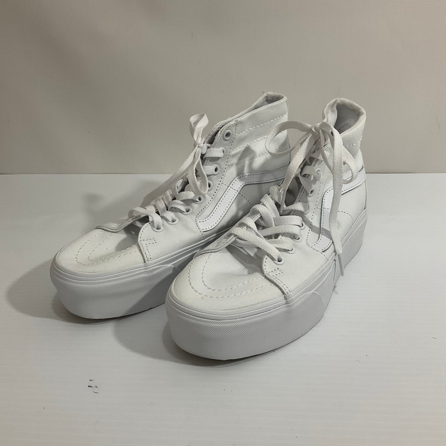 Shoes Sneakers Platform By Vans In White, Size: 8.5