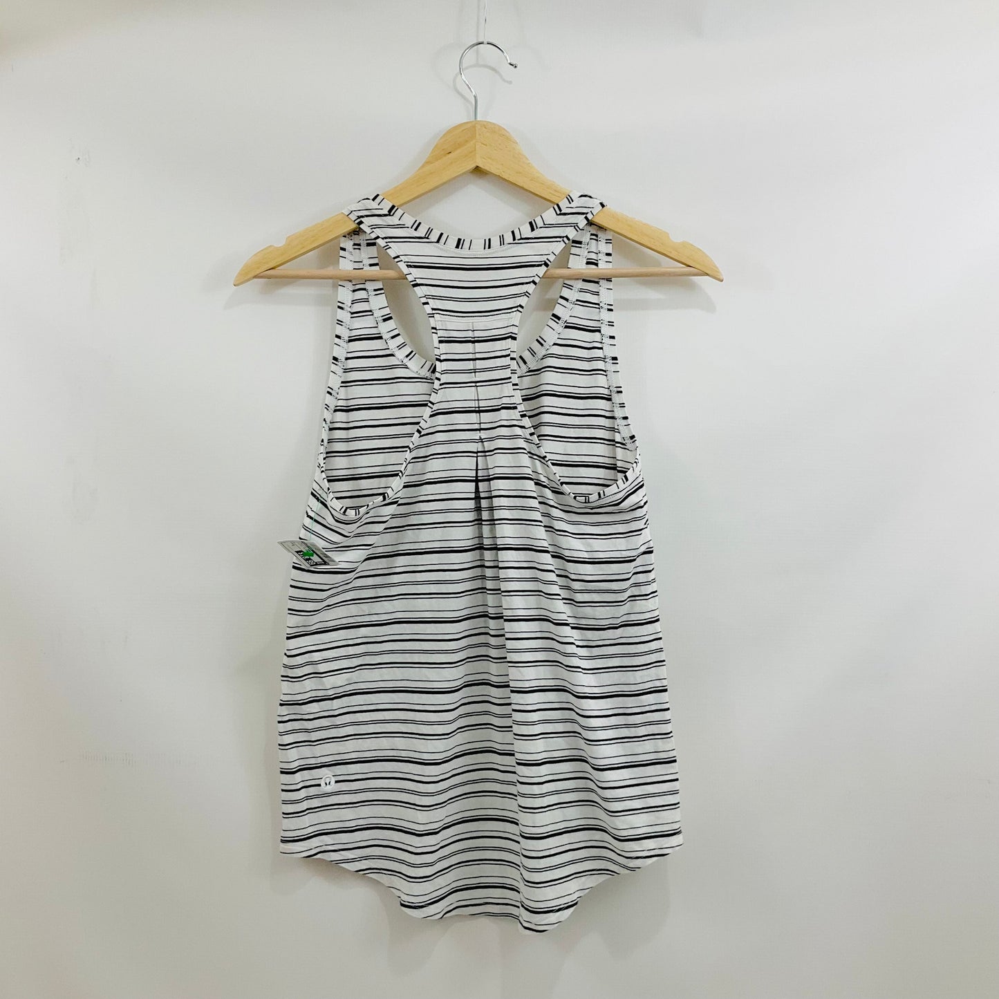 Athletic Tank Top By Lululemon In Striped Pattern, Size: S