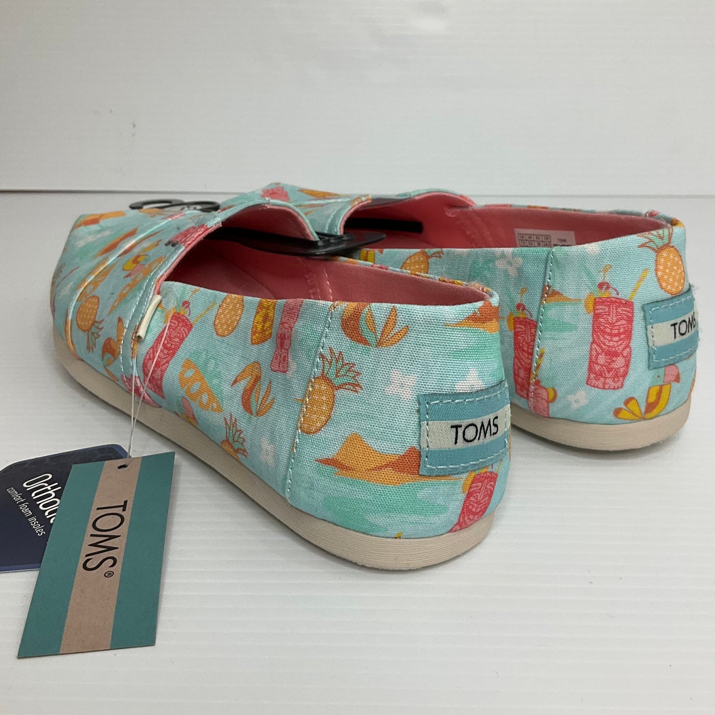 Multi-colored Shoes Flats Toms, Size 7.5