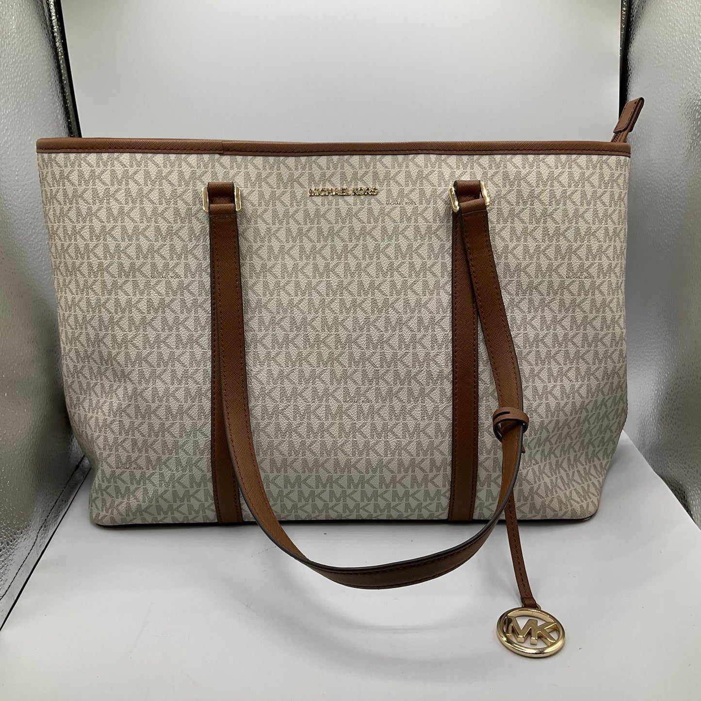 Handbag Designer Michael Kors, Size Medium