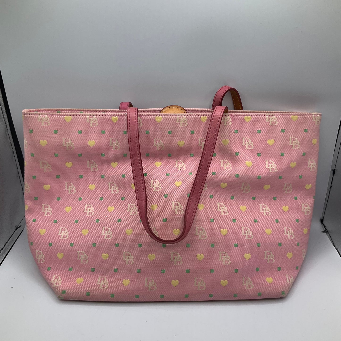 Handbag Designer Dooney And Bourke, Size Medium