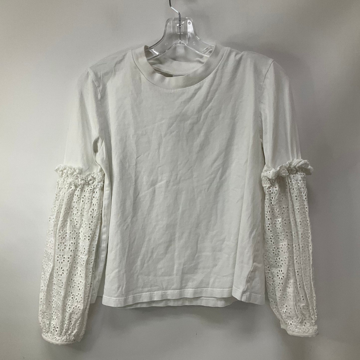 Top Long Sleeve By Cma In White, Size: L