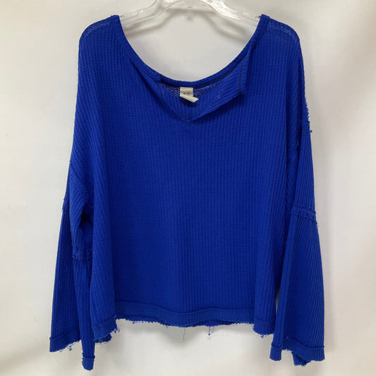 Top Long Sleeve By We The Free In Blue, Size: M