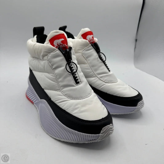 Shoes Sneakers By Sorel In White, Size: 6.5