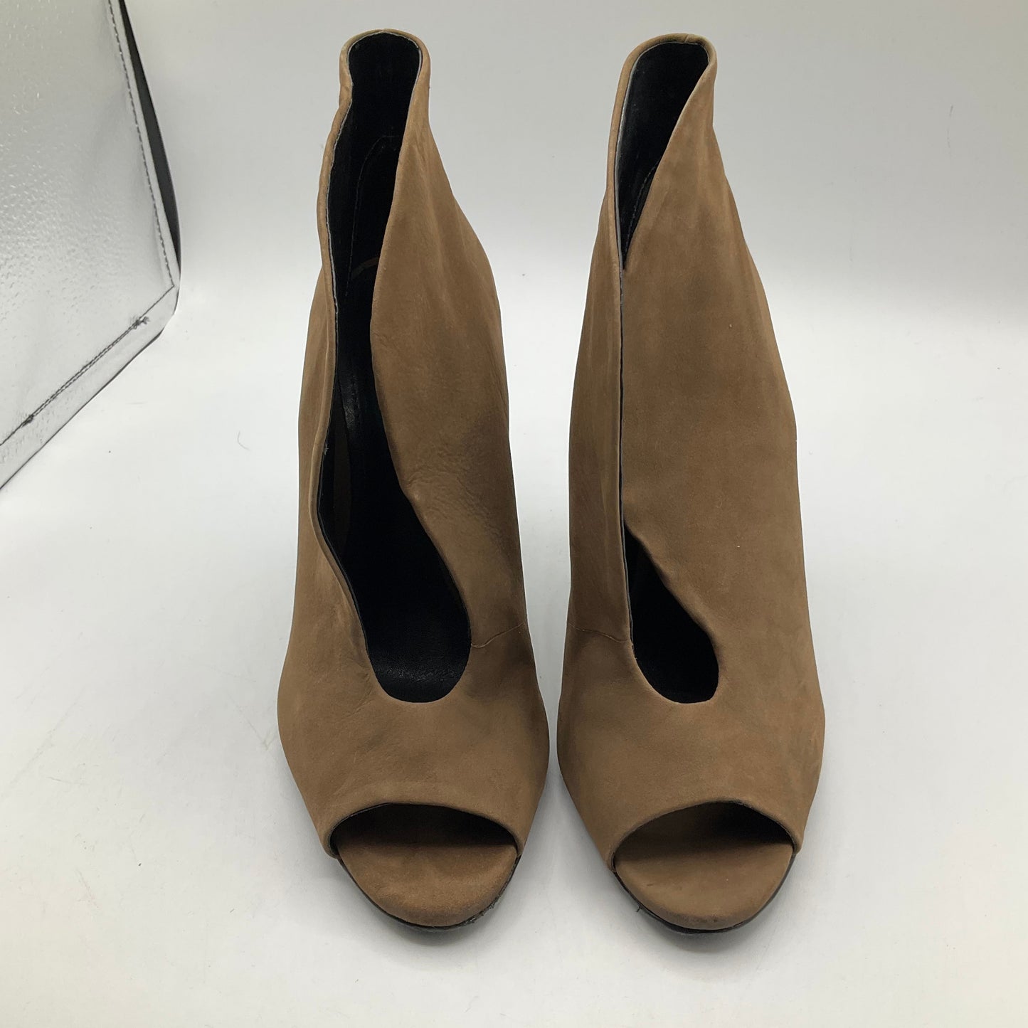 Brown Shoes Heels Stiletto Cma, Size 7