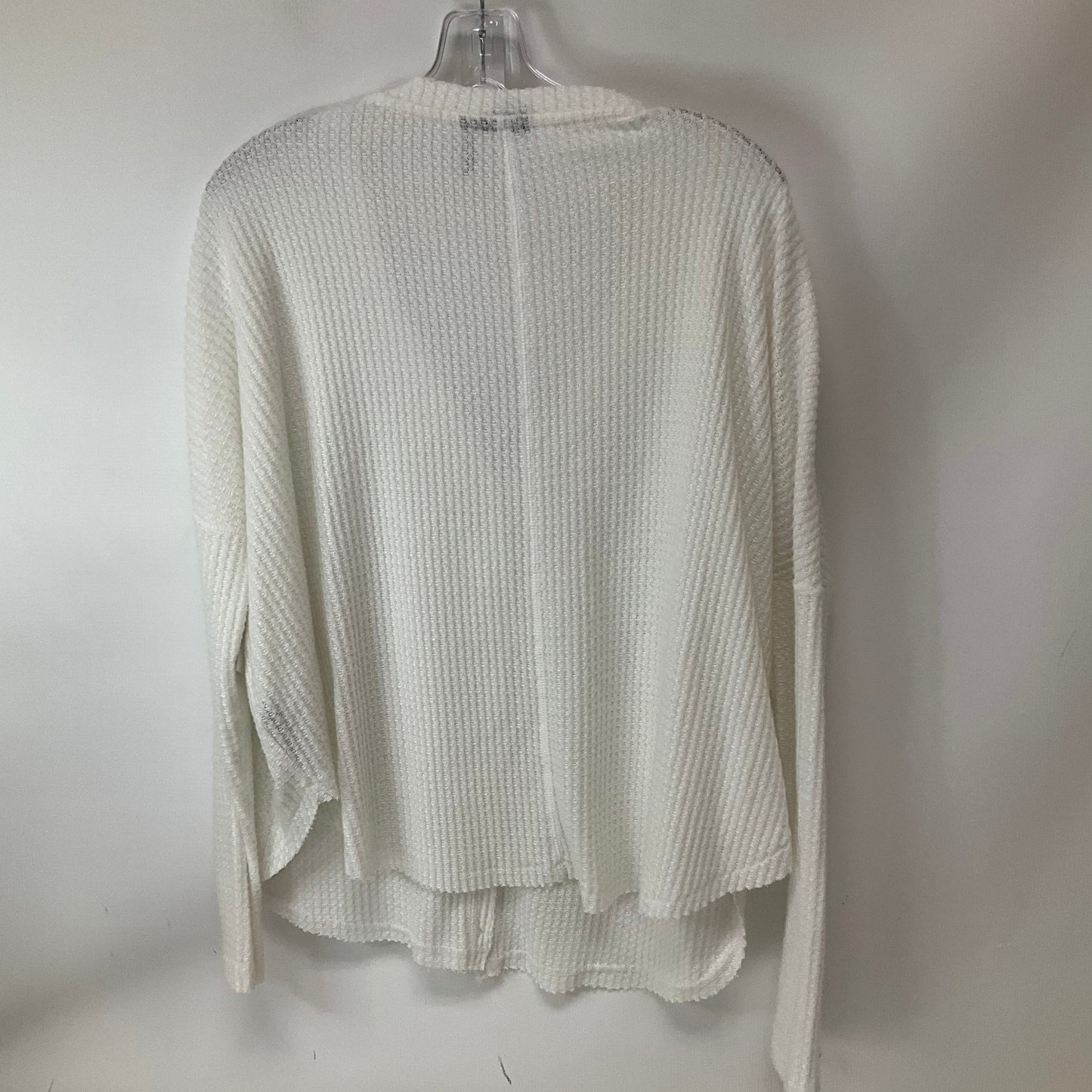 Top Long Sleeve By Urban Outfitters In White, Size: S