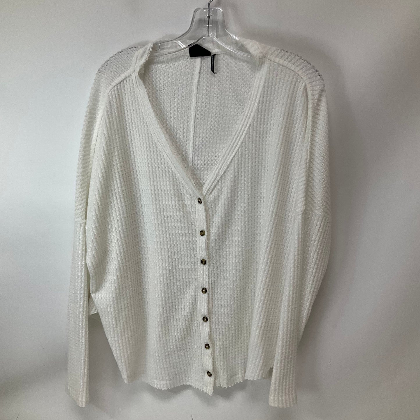 Top Long Sleeve By Urban Outfitters In White, Size: S