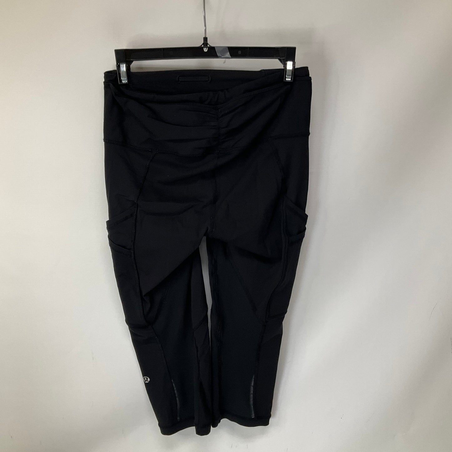 Athletic Capris By Lululemon In Black, Size: 4