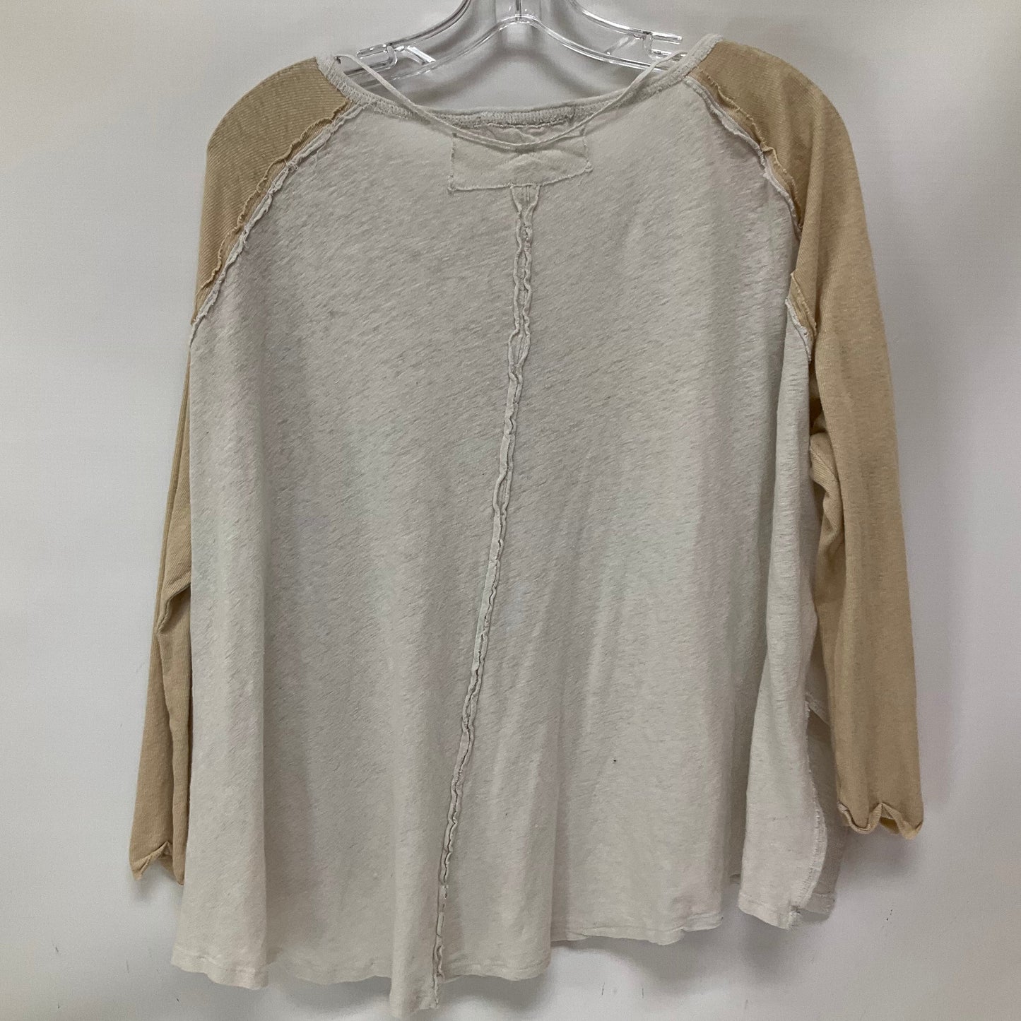 Top Long Sleeve By We The Free In Beige, Size: S