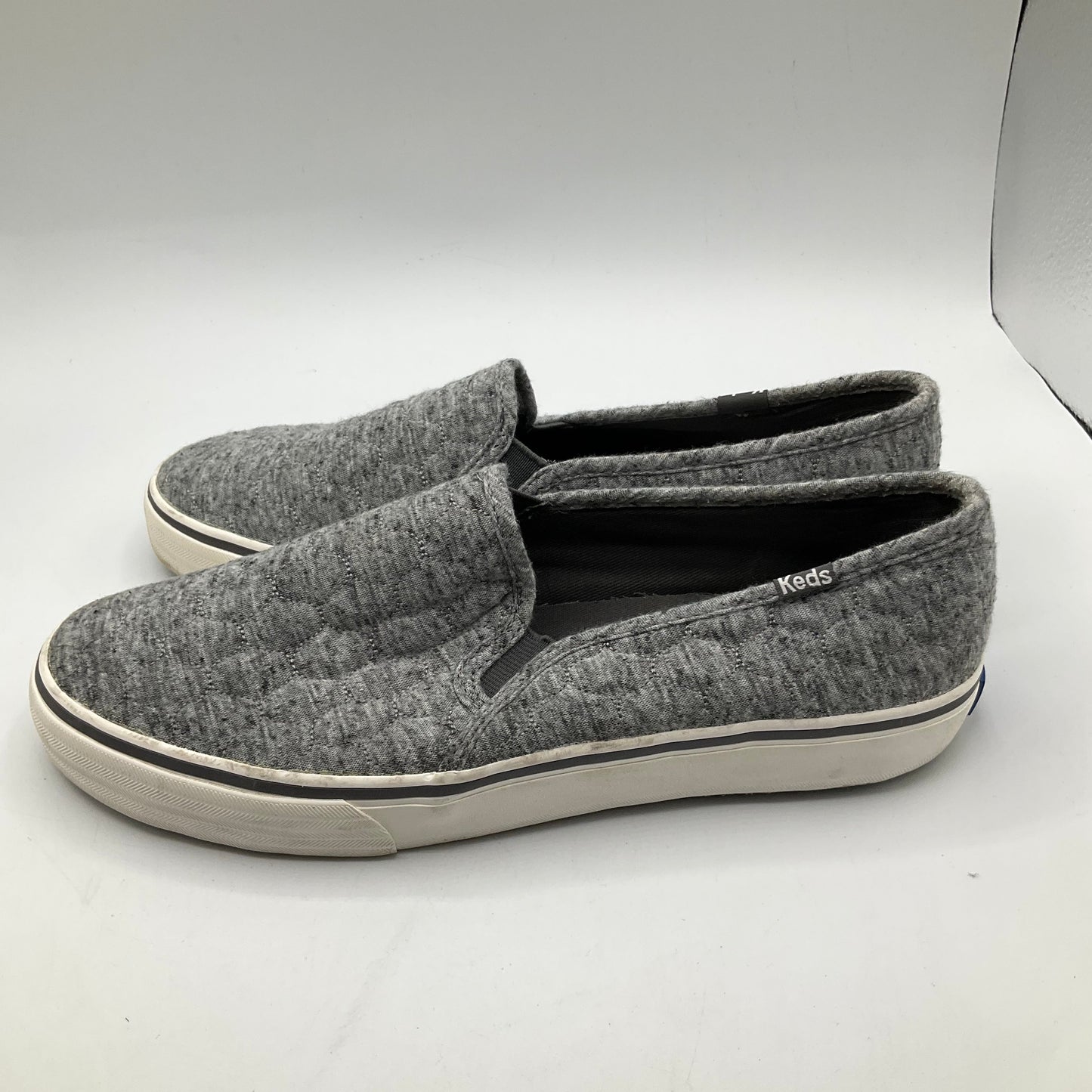 Shoes Sneakers By Keds In Grey, Size: 9