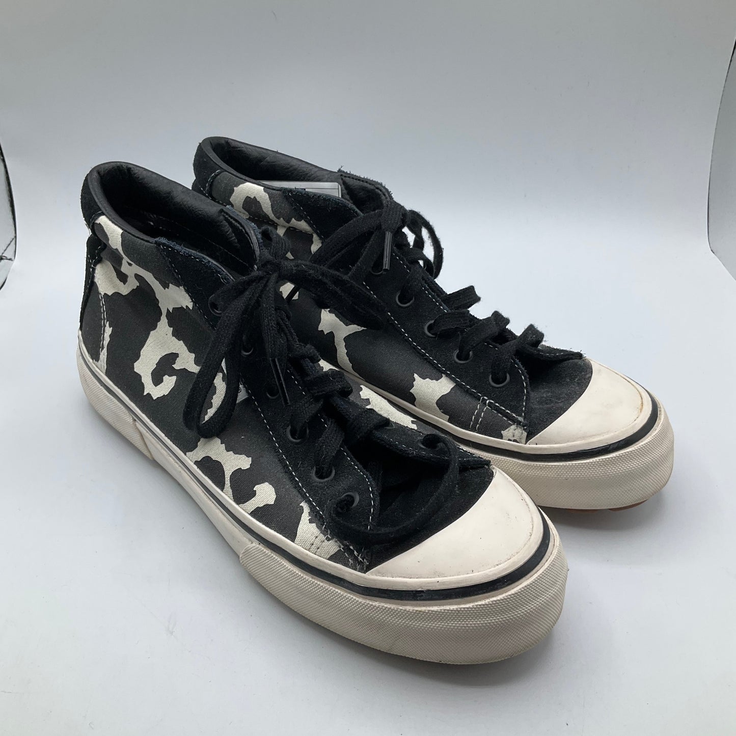 Shoes Sneakers By Vans In Animal Print, Size: 9.5