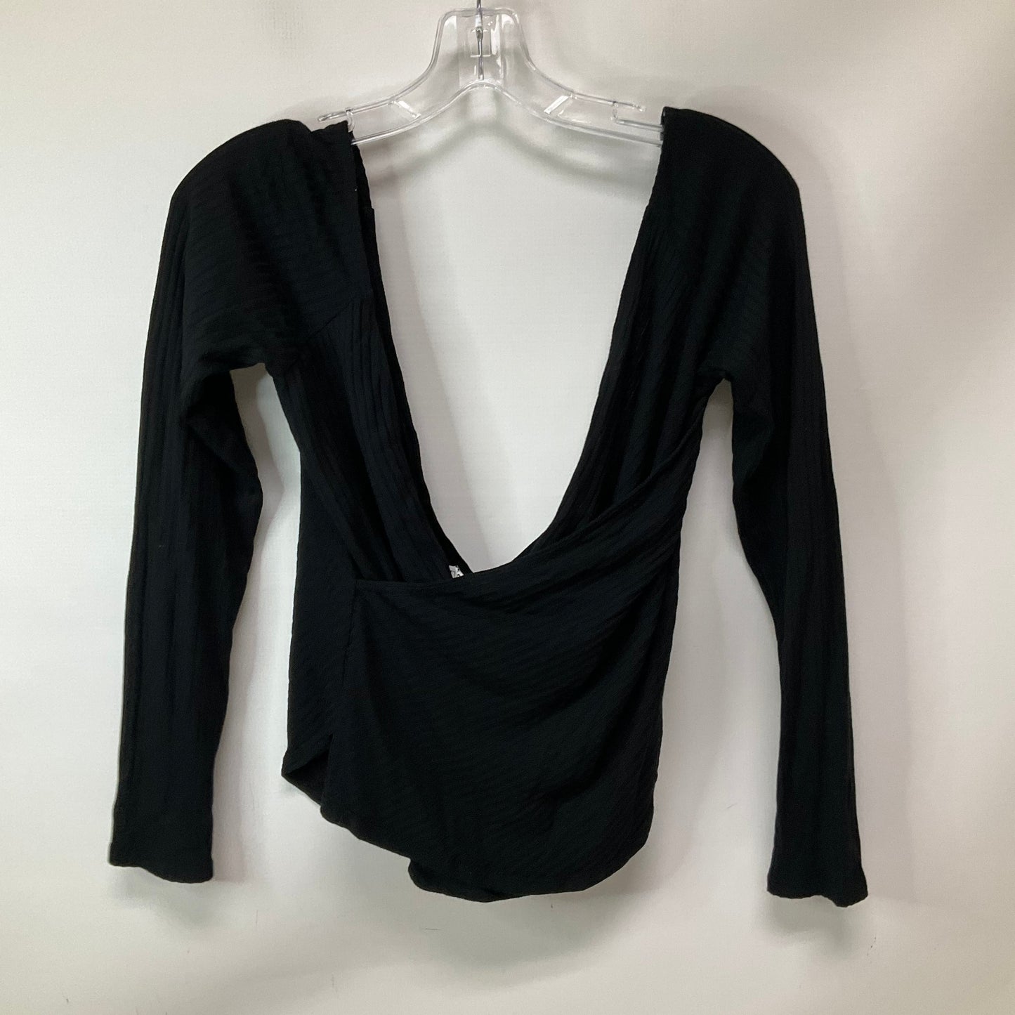 Top Long Sleeve By Reformation In Black, Size: Lp