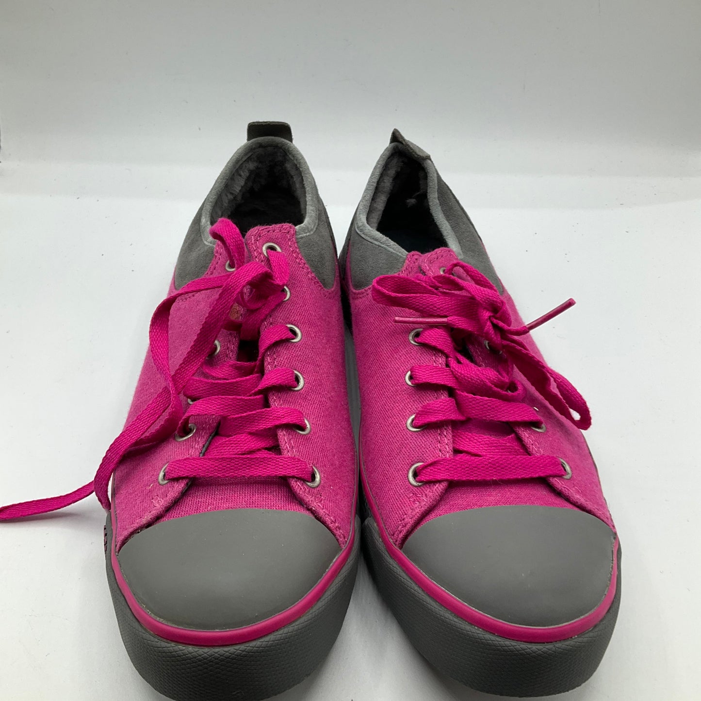 Shoes Sneakers By Ugg In Pink, Size: 9