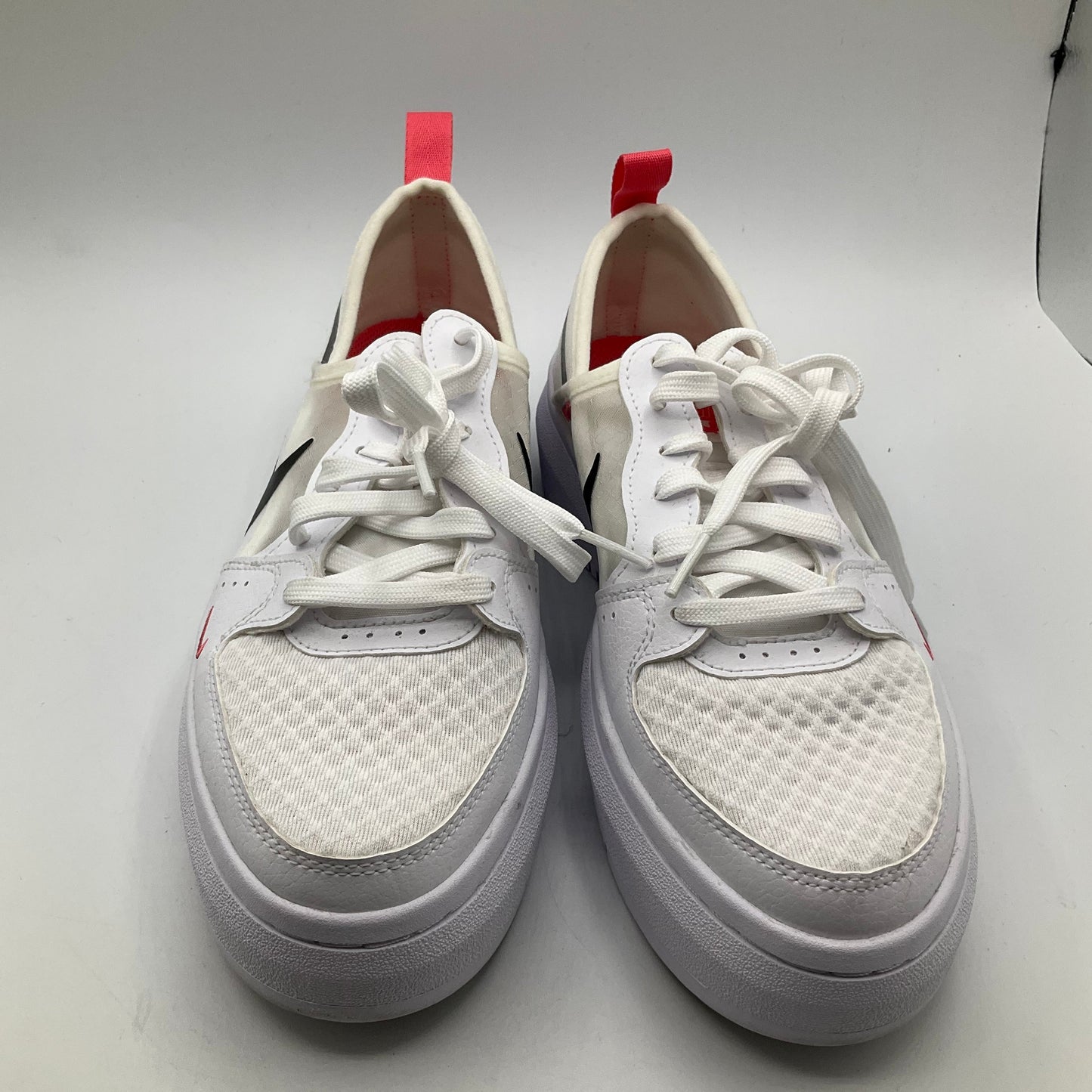 Shoes Athletic By Nike In White, Size: 7