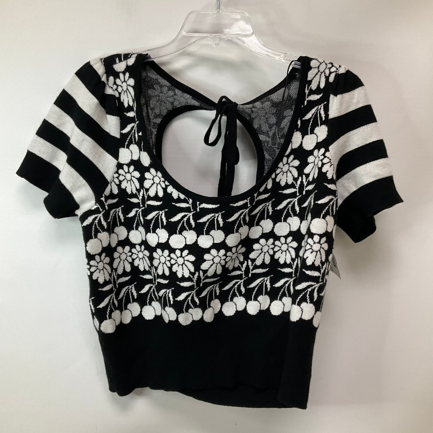 Top Short Sleeve By Maeve In Black & White, Size: L