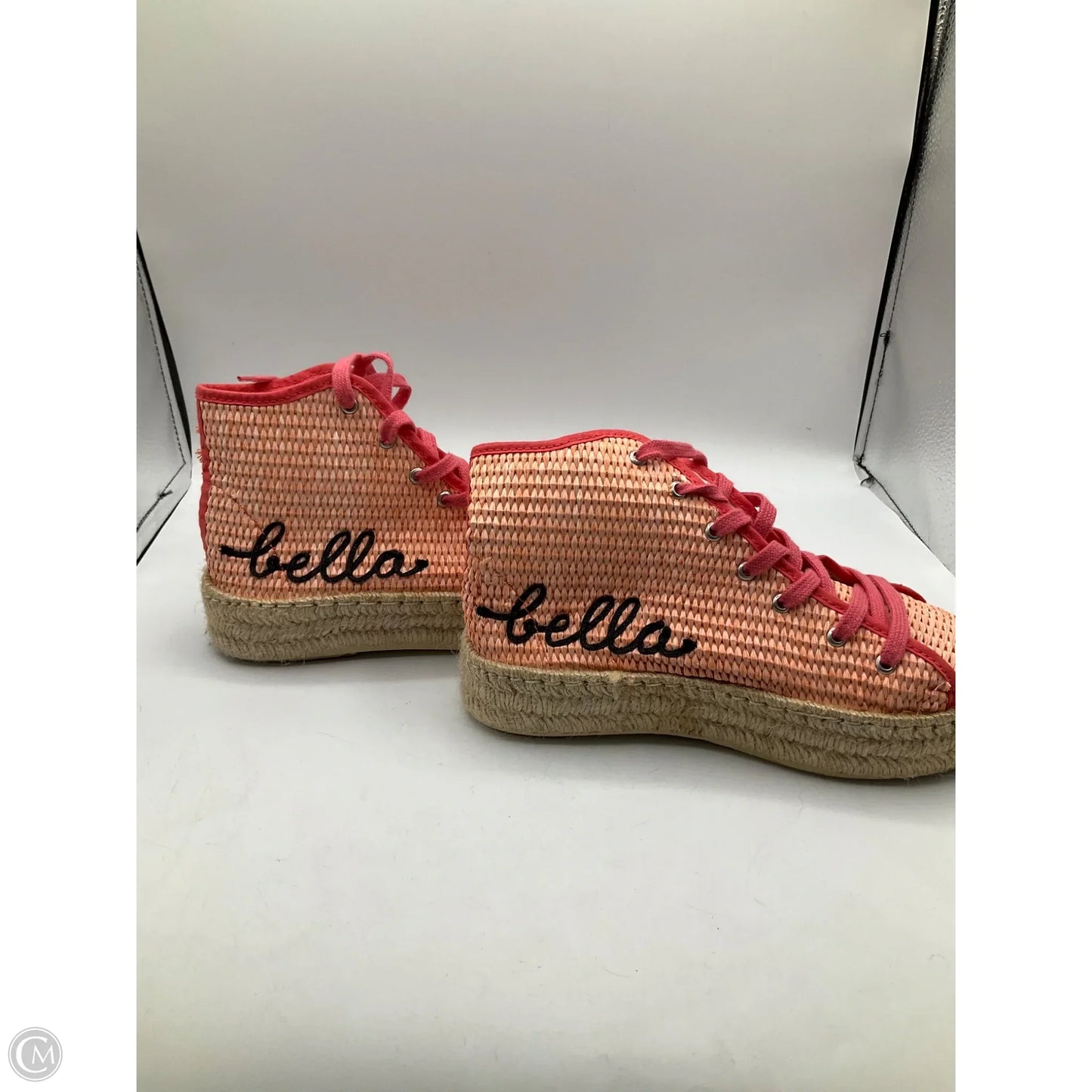 Shoes Sneakers By Anthropologie In Peach, Size: 6.5